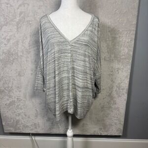 NWT Anthropologie Dolan‎ T Shirt Womens V Neck Heather Grey Dolman Sleeve Top M